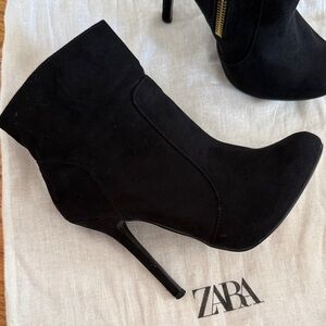 Zara Black Suede Ankle Heeled Boots